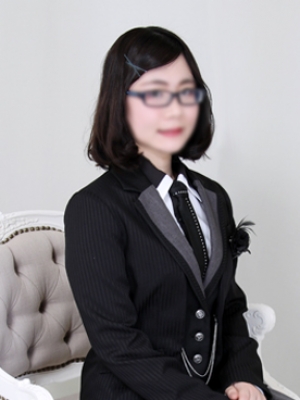 万由子