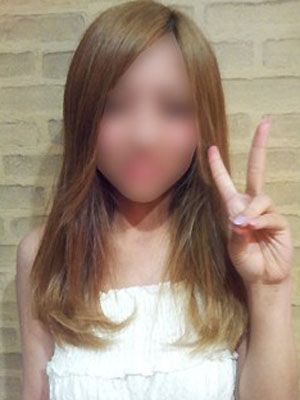 岡田しおり