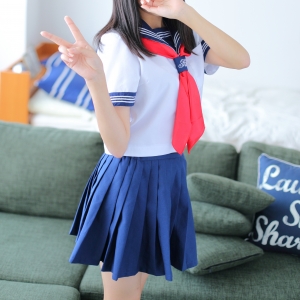 可愛い制服で働ける♪
