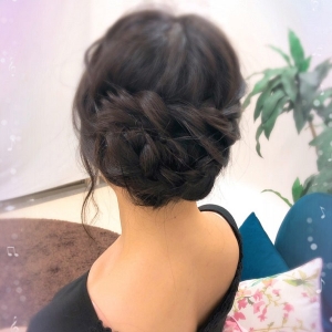 プロのヘアメイクサービスも♪