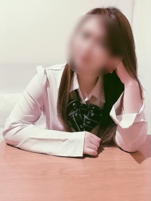 みい