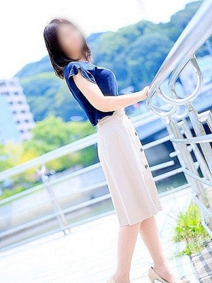 栗原みゆき