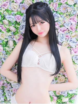 モモネ