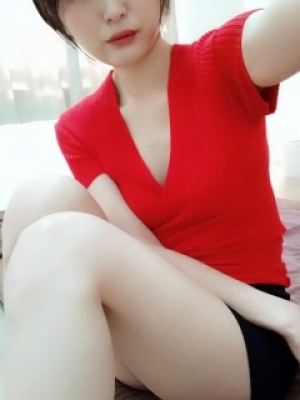 橘みなみ